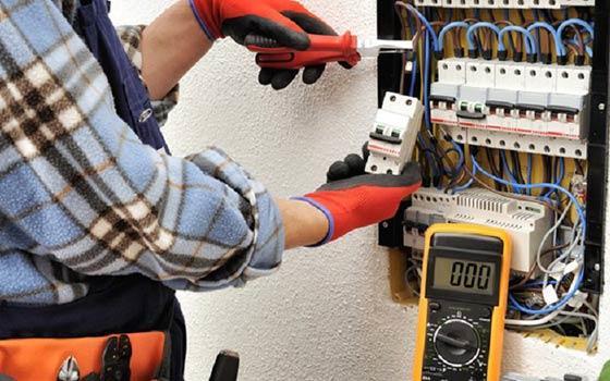 APLICACION DE PROCEDIMIENTOS DE INSTALACIONES ELECTRICAS EN BAJA TENSION